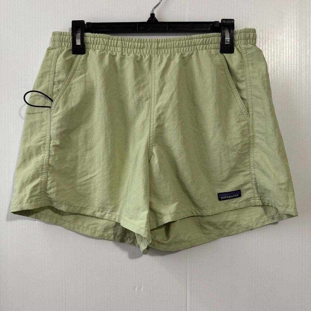 Patagonia Women's Barely Baggies Lemón Green Shorts Sz M